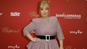 Für diesen spruch erntet sie shitstorm. Maite Kelly Verargert Nicht Genug Mode Fur Runde Frauen Promiflash De