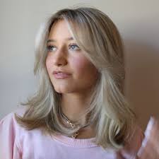 Mary Kellen (@marykellenbeck)