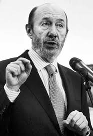 Rubalcaba amenaça qui assenyali la guerra bruta en el 'cas Jon Anza'