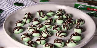 Best Mint Cream Cheese Buttons How To Make Mint Cream Cheese Buttons Mint Chocolate Andes Mint Chocolate Food