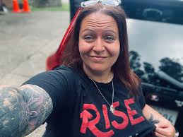 community appreciation and fashion discussion