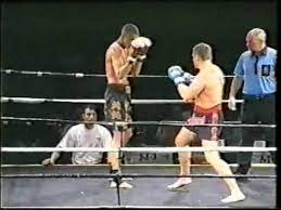 Über 7 millionen englischsprachige bücher. Young Badr Hari Tko Badr Hari Fight 2003 He Was 19 Chakuriki Gym Youtube