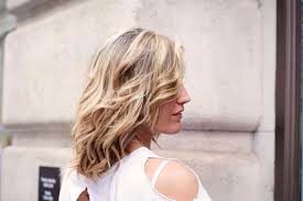 On the hunt for flattering hairstyles for thick hair? 50 Hairstyles For Thick Wavy Hair In 2021 All Things Hair Us