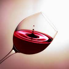 La maggior parte delle persone segue questo consiglio, ma non sempre è a conoscenza dei veri motivi per cui lo specialista. I Benefici Di Un Bicchiere Di Vino Rosso Mondolistico