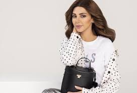احتفلت الجمعية اللبنانية لتكريم الاب بالعيد خلال قداس احتفالي ترأسه رئيس انطش جبيل الاب سيمون عبود في كاتدرائية مار يوحنا مرقص، عاونه فيه الاب هاني مطر وخدمته جوقة كوليت اكاديمي الموسيقية، في حضور رئيسة الجمعية نوال أبي شديد والاعضاء وحشد من المؤمنين. Ù…ÙŠØ±ÙŠØ§Ù… ÙØ§Ø±Ø³ ØªÙ†Ø´Ø± ØµÙˆØ± Ø§ Ù„Ø²ÙˆØ¬Ù‡Ø§ Ø¨Ù…Ù†Ø§Ø³Ø¨Ø© Ø¹ÙŠØ¯ Ø§Ù„Ø£Ø¨ Ù…Ø¬Ù„Ø© Ø§Ù„Ø¬Ù…ÙŠÙ„Ø©