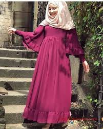 2020 Tesettur Elbise Modelleri Fusya Uzun Kolari Volanli Firfirli Klos Etekli Tesettur Elbise Model In 2020 Muslim Fashion Dress Modest Fashion Hijab Abayas Fashion