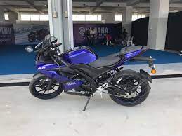 Also, it comes with yamaha racing blue and racing grey, completing the typical performance bike look. Racing Blue R15 V3 Pasteurinstituteindia Com