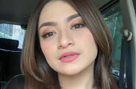 Dan tidak sedikit orang yang mencari informasi tentang bredarnya video nathalie holscher yang berdurasi 20 detik ini. Live Nathalie Holscher Buka Suara Usai Asistennya Dipukuli Ghatan Saleh Matamata Com