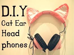 First time making those, so i was learning along the way, would change up some things, but i still love the result. Hellogiggles A Positive Community For Women Diy Cat Ears Diy Headphones Kawaii Diy
