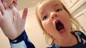 NiKO LOSES HiS TOOTH!!!! Brave Bear and his emergency Dentist visit!  painting a tooth fairy box 🦷