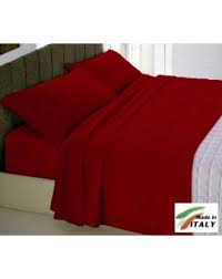 Il lenzuolo in cotone è perfetto per allestire il letto rendendo il vostro riposo quotidiano ricco di morbidezza e comfort. Completo Lenzuola Made In Italy 100 Cotone Tinta Unita Lilla