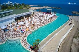 You can add intermediate points by entering the cities separated by commas. Private Beach Mera Onix Resort In Cap Aurora Bild Von Mera Onix Mangalia Tripadvisor