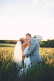 Sneak peek of our pre wedding photo session from china. Bride And Groom Wedding Pictures In The Field Wedding Photography At Sunset Country Wedding P Country Wedding Pictures Wedding Pictures Wedding Photos Poses