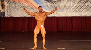Am intrat in lumea acestui sport în urmă cu aproximativ doi ani și jumătate, datorită prietenului meu, și tot de atunci a început să îmi placă aspectul musculos al corpului. Florin DamÈ™a A CaÈ™tigat Cupa Romaniei La Culturism Am ReuÈ™it SÄƒ Fac Schimbarea