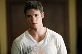 Lily gilbert was known as royalty in mystic falls, and no i don't mean some riverdale character who thinks she is the world i mean the sweetest, funniest, forgiving, bea. Steven R Mcqueen As Jeremy Gilbert So Which Vampire Diaries Characters Will Be Showing Up On The New Spinoff Popsugar Entertainment Photo 5