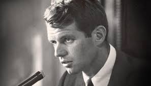 Esivanhemmat, jälkeläisiä · serkuksia · sisarusten lapset. Words Cut Short Remembering Robert F Kennedy 51 University Of Virginia School Of Law