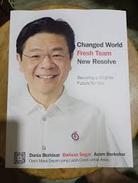 Neighbor left rubber duck with message