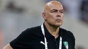 Ein nachfolger steht auch schon fest: Schalke 04 Bestatigt Christian Gross Neuer Trainer Der Konigsblauen Kicker
