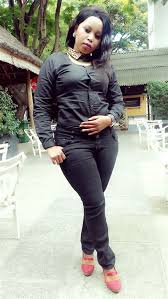 Wacheza uchi/chura wa manzese/hawaapa ni laana tupu. Picha Shule Za Viatu Via