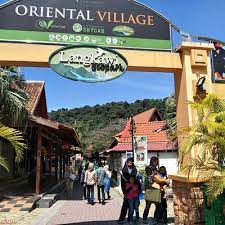 Destinasi sebegini, sangat ideal untuk anda lawati secara berkumpulan untuk menghasilkan gambar yang lebih satu tempat menarik di langkawi yang pasti akan menjadi satu kenangan terindah untuk anda seisi keluarga. Bercuti Ke Pulau Langkawi Oriental Village Tempat Menarik Pertama Dilawati