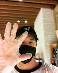 由胡宇威、葉星辰、路斯明、黃薇渟、林孫煜豪領銜主演。 1 東森戲劇台 於11月28日晚上8點首播， line tv 、 愛奇藝 、 netflix 、 wetv 於每週六晚間10點上架， myvideo 於每週六晚上12點播出， kktv 、 litv 線上影視 於每週一中午12:00更新播出，mod 靖天戲劇台於2020年12. George Hu èƒ¡å®‡å¨ George Hu Instagram Photos And Videos