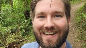 Beloved teacher in Seaside dies from car crash injuries