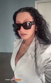 Ashley Colosimo Anesis