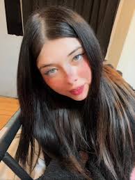 Agatha Gomory En Instagram