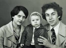 9 июля 1978, астрахань ) — российский актёр театра и кино, кинорежиссёр. Dmitrij Dyuzhev Kto Po Nacionalnosti Akter Dmitrij Dyuzhev Rasskazal Pochemu Rossiyane Ego Nedostojny