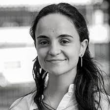 Selina Fernandez's Instagram, Twitter & Facebook