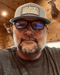 Shane Goode's Instagram, Twitter & Facebook