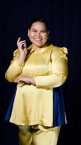 Saya juga ndak enak kalau bangunin luna. Bila Juri Ada 50 Orang Tuhan Saja Yang Tahu Jadi Hos Seorang Diri Sherry Al Hadad Gugup Tapi Media Hiburan