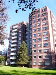 Die wohnung im zweiten stock zeichnet sich durch eine gehobene die einfachste suche für immobilien, wohnungen und häuser in ganz deutschland. 3 Zimmer Wohnung Zu Vermieten 44225 Dortmund Brunninghausen Am Bahnhoftierpark 44 Mapio Net