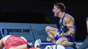 En la próxima ronda de cuartos de final el nacido en cuba enfrentará al uzbeko muminjon. El Cordobes Destribats Solitario Gladiador De La Lucha Telam Agencia Nacional De Noticias