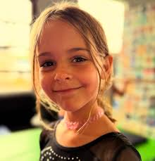 Addison Freeman, these pictures are 7 to 8 years apart... ouch! . . . . . .  . #onedayatatime #geronimogymnast #level8gymnast #florencealabama  #theshoals #teamgeronimo #saygeronimo