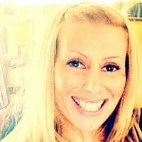 Lisa Debono's Instagram, Twitter & Facebook