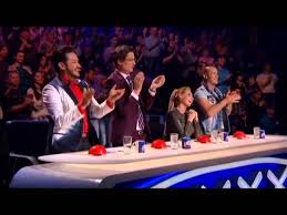 Является аналогом американского телешоу саймона коуэлла «в америке есть таланты». Ukrayina Maye Talant 6 Tretij Pryamoj Efir Youtube