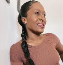 Tabatha Saunders's Instagram, Twitter & Facebook