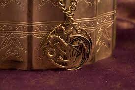 A telltale games series game guide by gamepressure.com. Game Of Thrones House Targaryen Antique Gold Dragon Pendant Necklace Geekify Inc