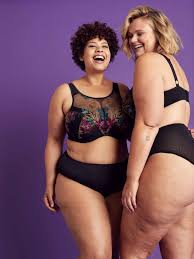 The term body shaming indicates the criticism made towards the imperfections of the body. Body Shaming Ohne Uns Ulla Popken Magazin