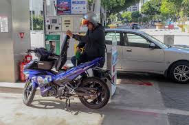 To receive the latest news and information regarding petrol price in malaysia, follow us. Ron95 Ron97 Prices Down Four Sen Diesel Unchanged Malaysia Malay Mail