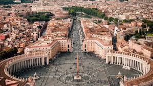 Castel gandolfo, for instance, lies just 40 minutes away from the center of rome. The Best Time To Visit Rome Italy The Italian On Tour