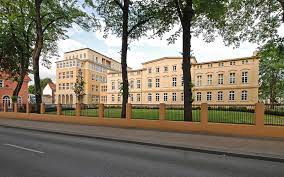 Eine starke bank für eine starke region. Vr Bank Haus Brenncke Architekten