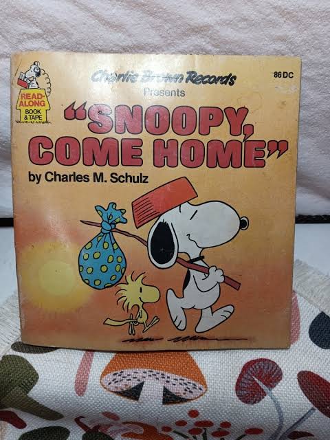 Snoopy Come Home Read Along Book Just Book No Tape!! VTG NICE SHAPE!!!