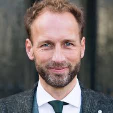 Andere tijden sport eerde haar alsnog met een uitzending. Gert Van T Hof Gertvanthof Twitter