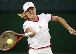 Bit.ly/2ukvhya for more videos, subscribe to our channel. Henin Hardenne And Mauresmo Through To Final
