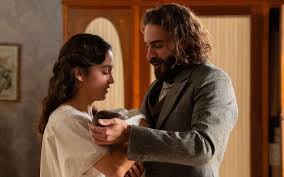 La promesa' descubrirá a Adriano en la habitación de Catalina, y Curro  protagonizará la declaración de amor - FormulaTV