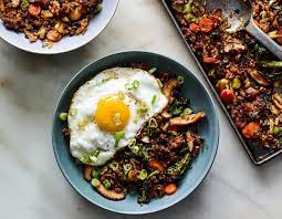 This Crunchy Tasty Not Really Fried Rice Gets A Big Umami Punch From Gochujang The Fermented Korean Red Peppe Fries In The Oven Fried Rice Cooked Vegetables