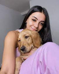Maria sabina hidalgo pano , mais conhecida pelo nome artístico sabina hidalgo é uma cantora e dançarina mexicana sob selo da xix entertainment. Sabina Hidalgo Do Now United Esta De Volta Para Casa Apos Internacao Popline