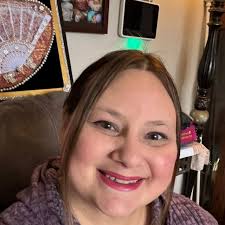 Kinda messed up that the writers of END GAME decided that Black Widow  should be the one who sacrifices herself because she's the one who doesn't  have children and therefore her life